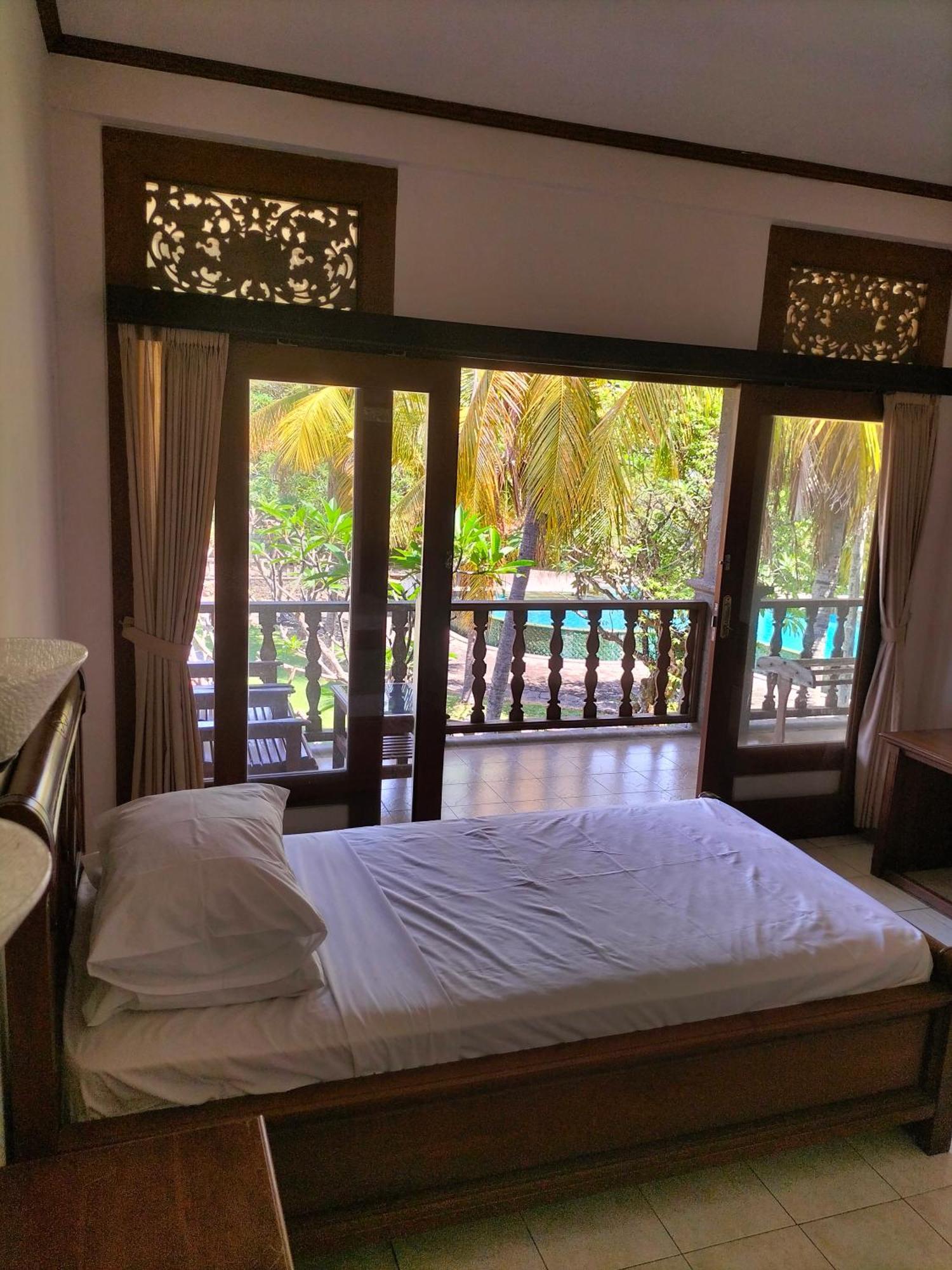 Nirwana Sea Side Cottages Lovina Esterno foto