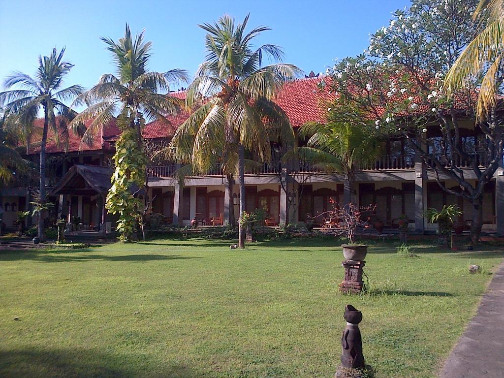 Nirwana Sea Side Cottages Lovina Esterno foto