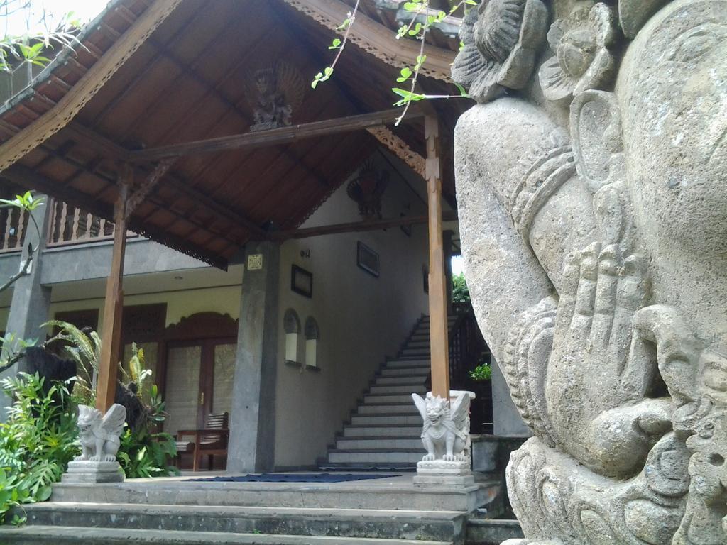 Nirwana Sea Side Cottages Lovina Esterno foto