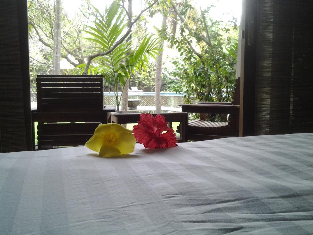 Nirwana Sea Side Cottages Lovina Esterno foto
